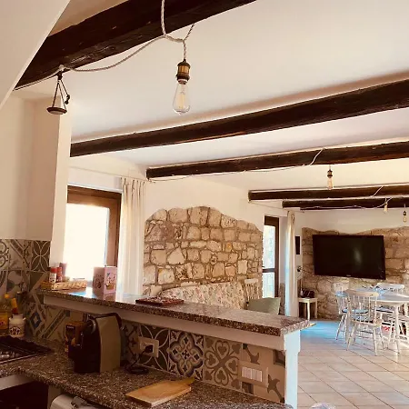 Villa Casa Di Pietra