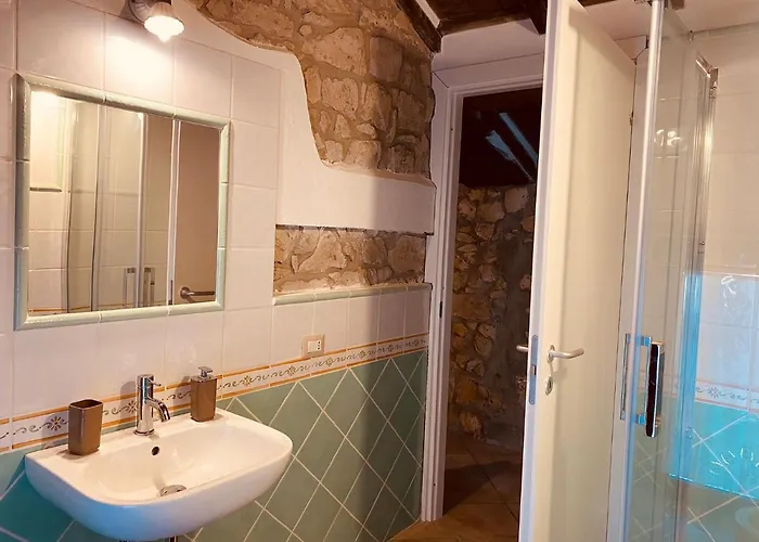 Casa Di Pietra San Giovanni Suèrgiu